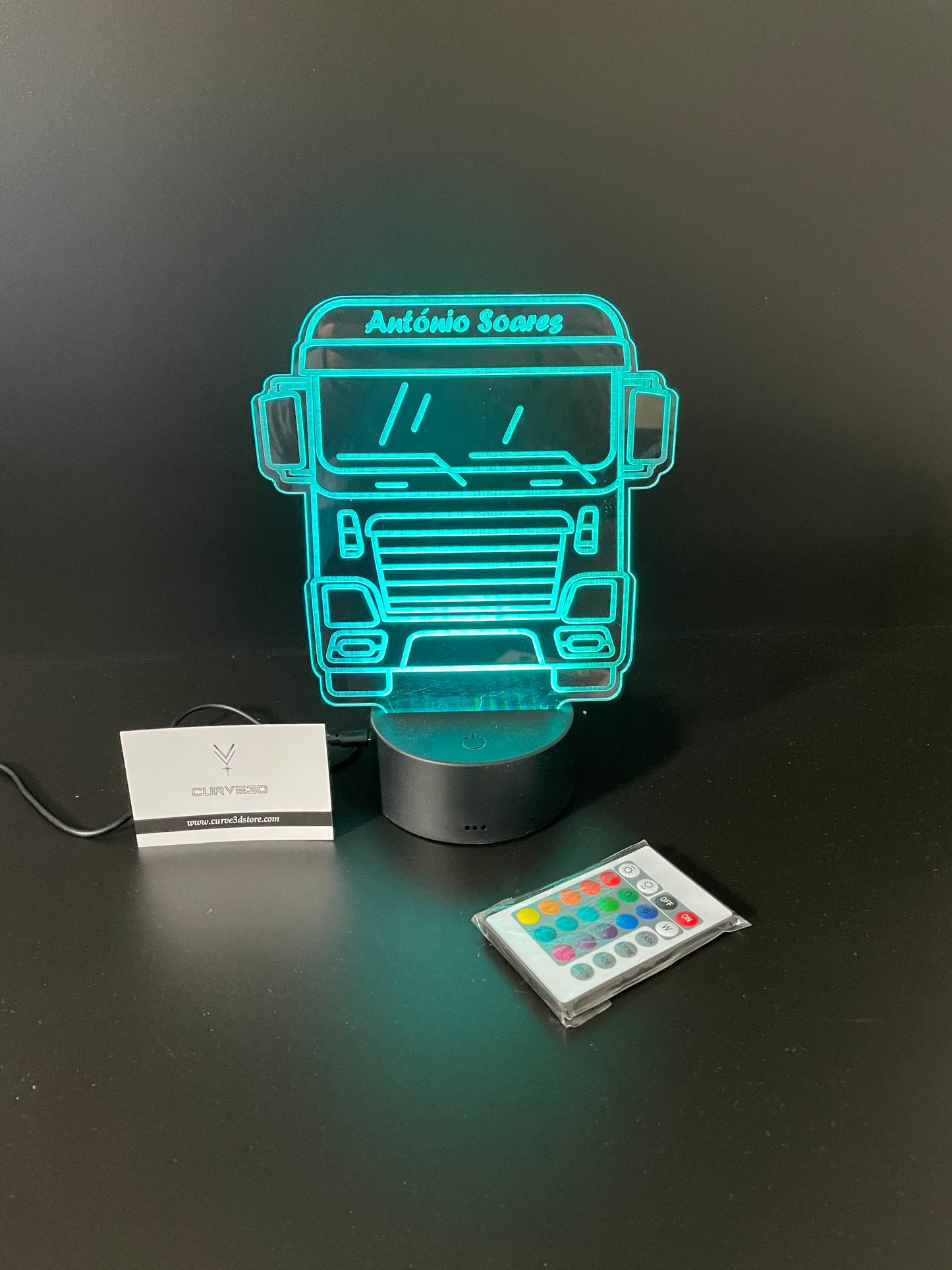 Lamp with 2D and 3D design