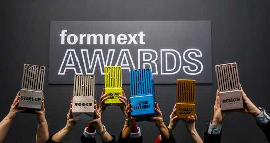 Fotografia de imprensa que acompanha o anúncio dos finalistas dos Formnext Awards 2026.
