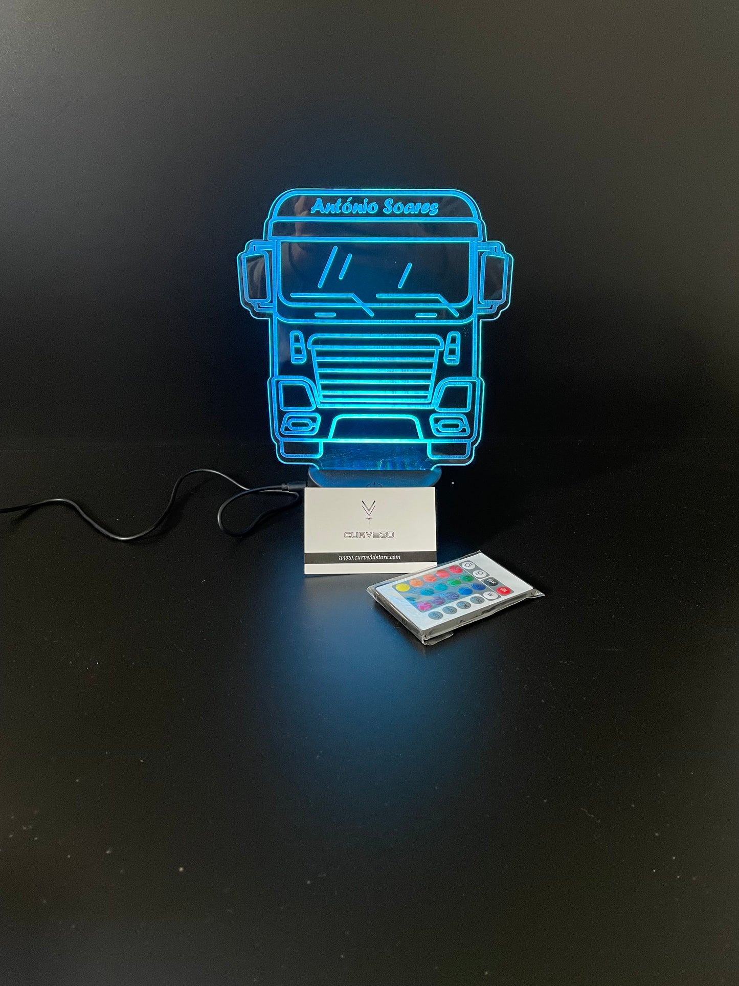 Lamp with 2D and 3D design